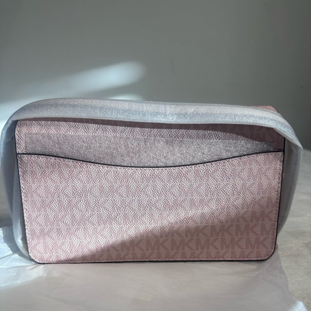 Michael Kors Light Pink Cosmetic Bag - Picture 2 of 6